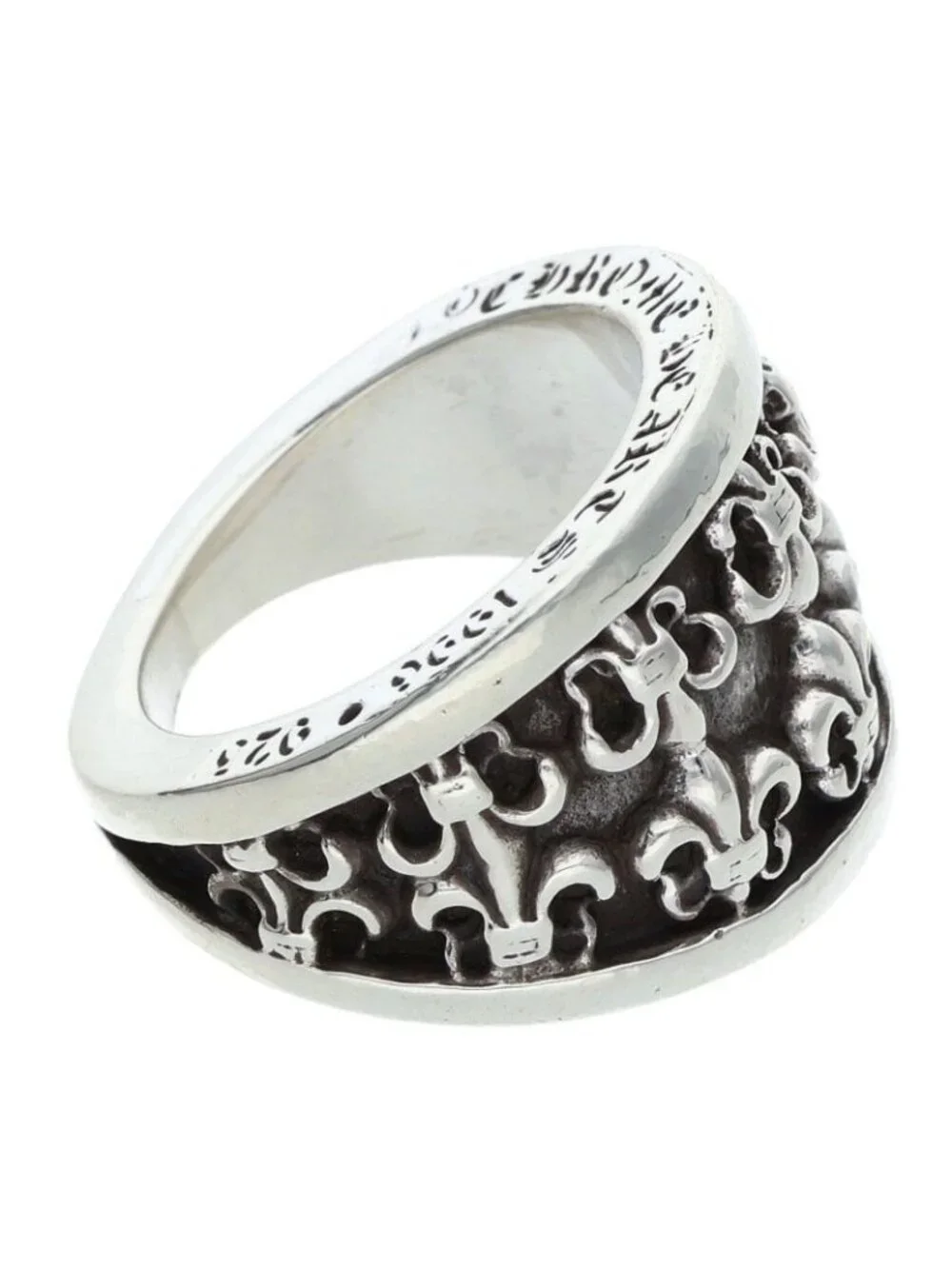 Chrome Hearts size 17
